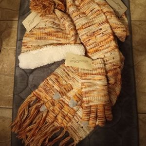 Scarf, hat, and gloves set